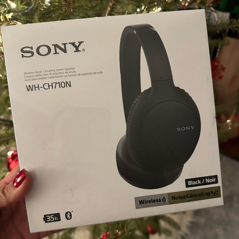 Sony Noise Cancelling Headphones: Wireless Bluetooth